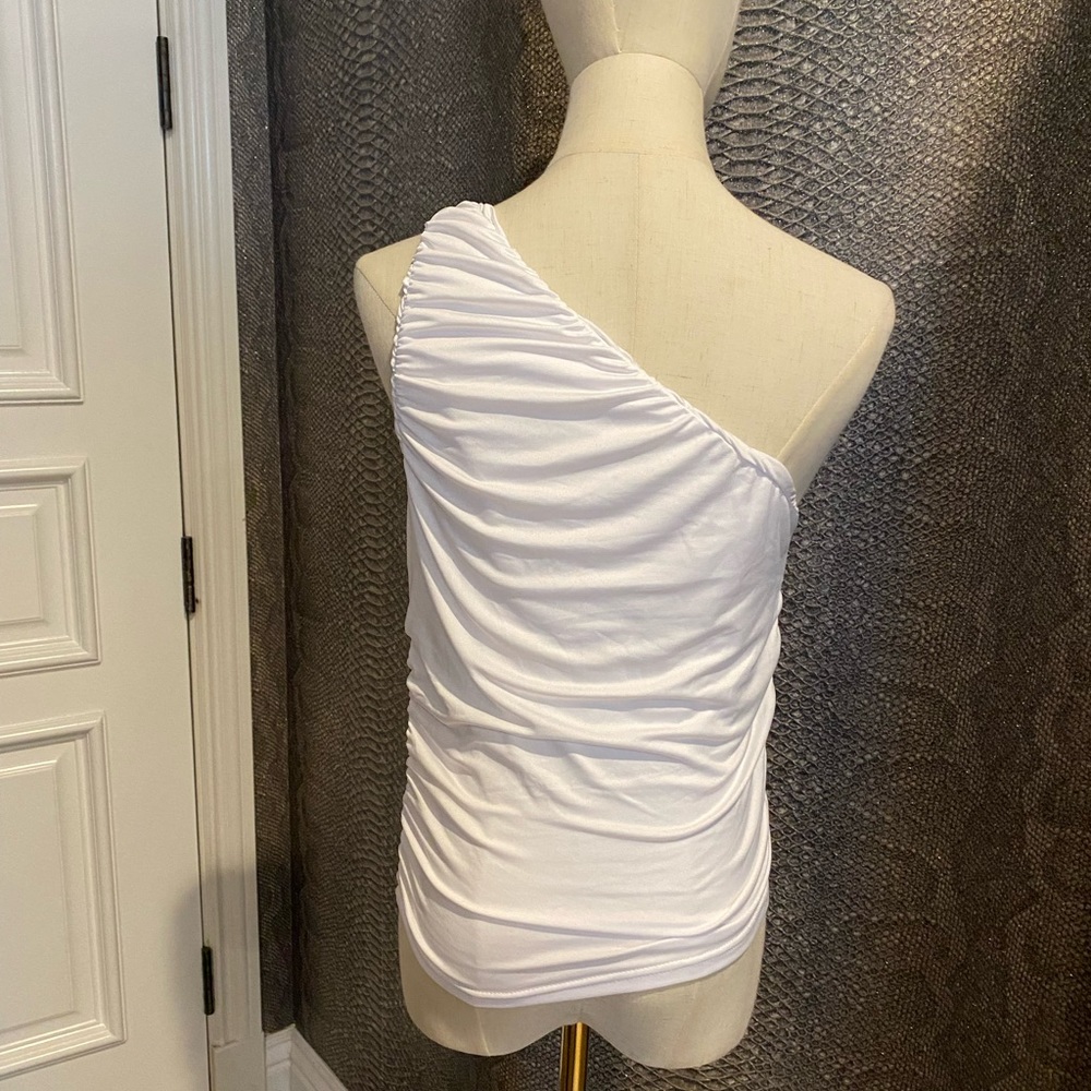 White One-Shoulder Ruched Tank Top - Picture 2 of 2